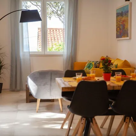 Tezoro 2 Apartment