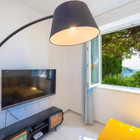 Apartman Tezoro 2 *