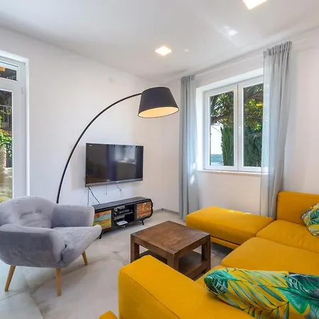 Apartman Tezoro 2